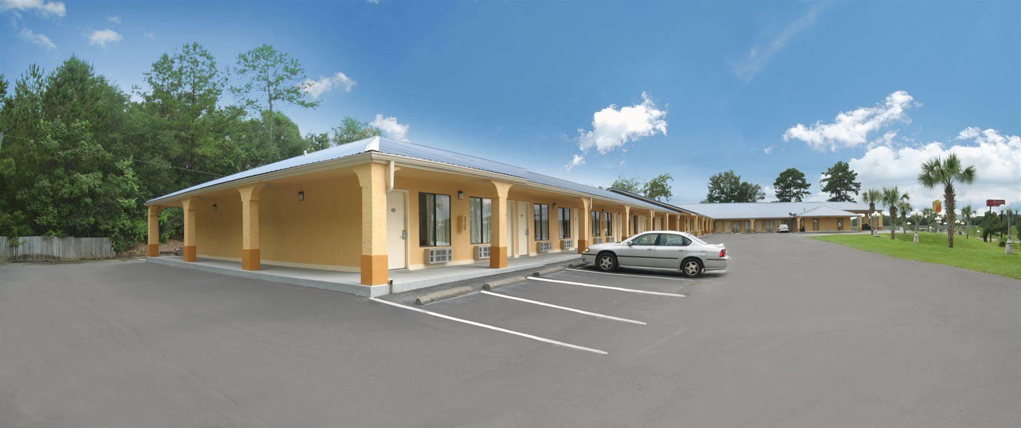 Days Inn By Wyndham Defuniak Springs Exterior photo