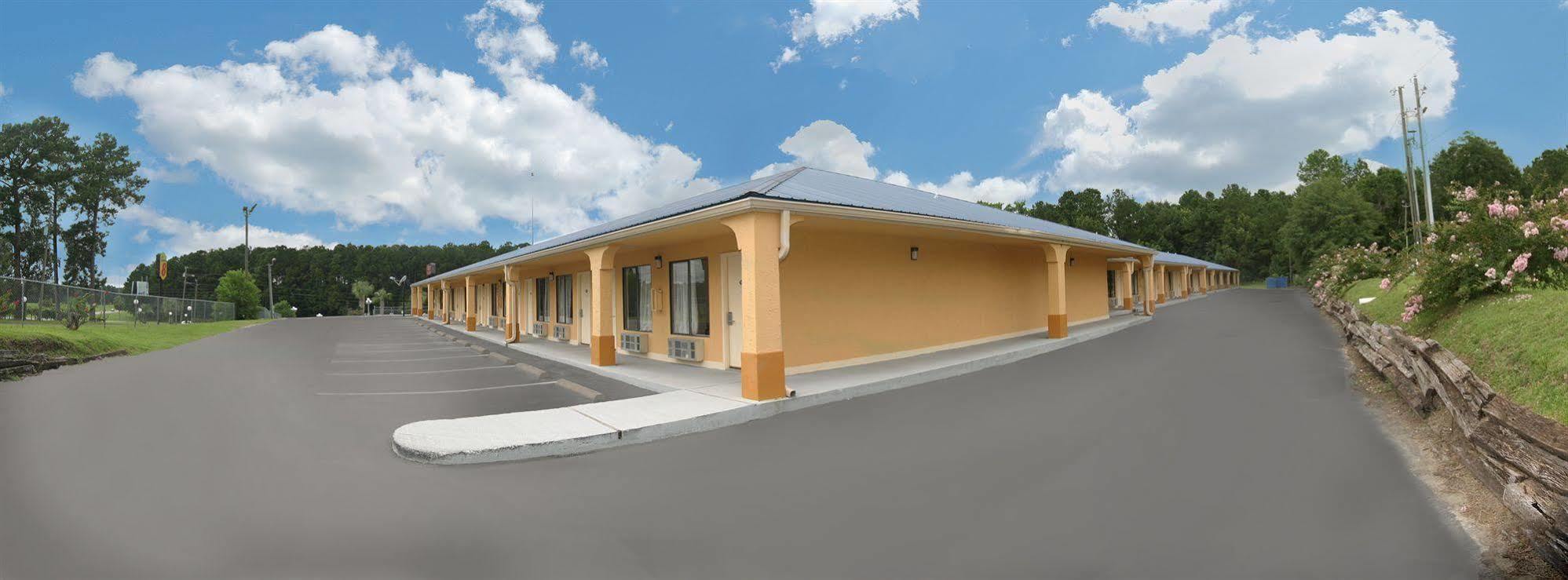 Days Inn By Wyndham Defuniak Springs Exterior photo